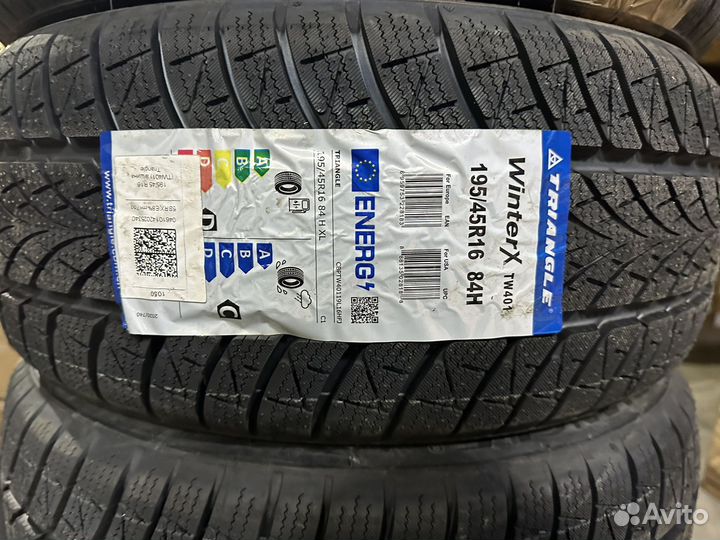 Triangle WinterX TW401 195/45 R16 84H