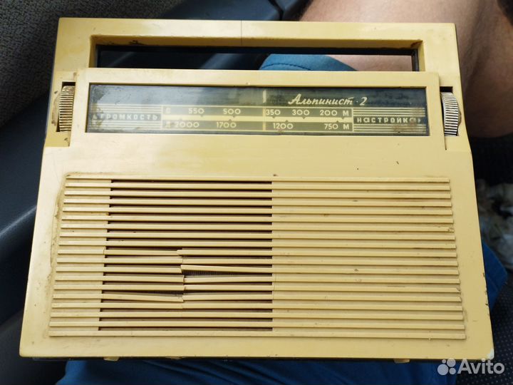 Радиоприемник СССР Альпинист 2