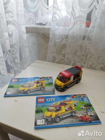 Lego фургон
