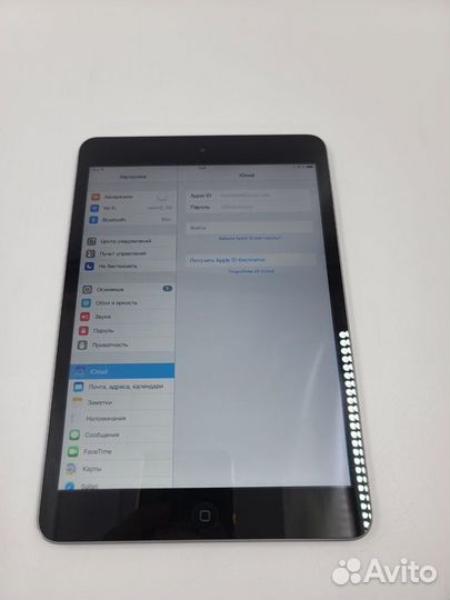 iPad mini 2 (Wi-Fi) 7.9