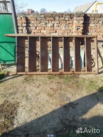 Ступени металлические