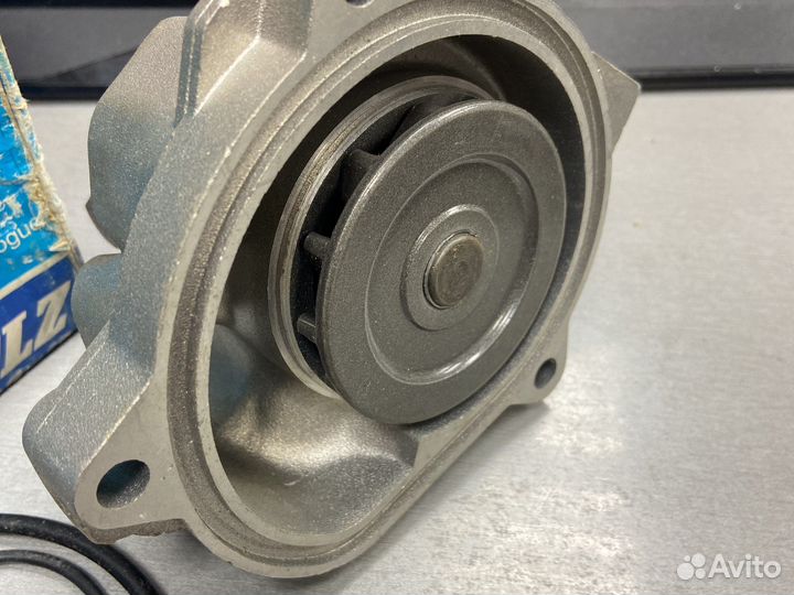 Насос водяной помпа vw transporter T3 T2
