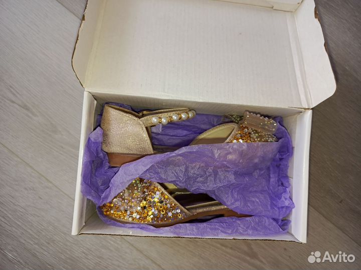 Туфли для девочки 29 размер