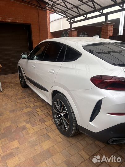 BMW X6 3.0 AT, 2021, 7 400 км