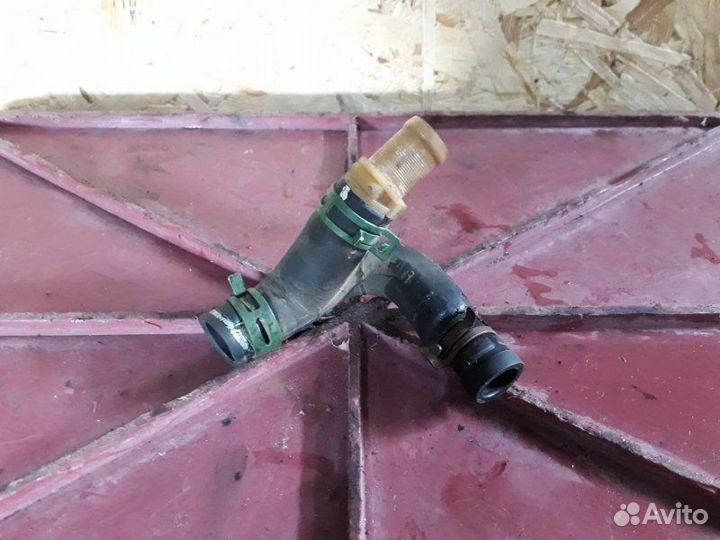 Патрубок системы охлаждения Renault Kangoo KC0 K4M