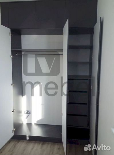 Шкаф стенка