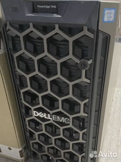 Сервер Dell t440 8lff(xeon gold 6140*2, 256gb)