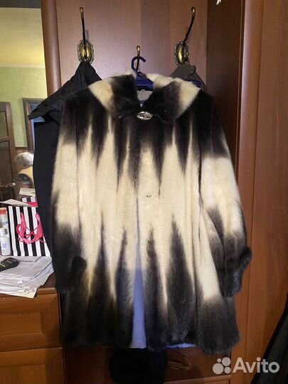 Шуба норковая с капюшоном 52