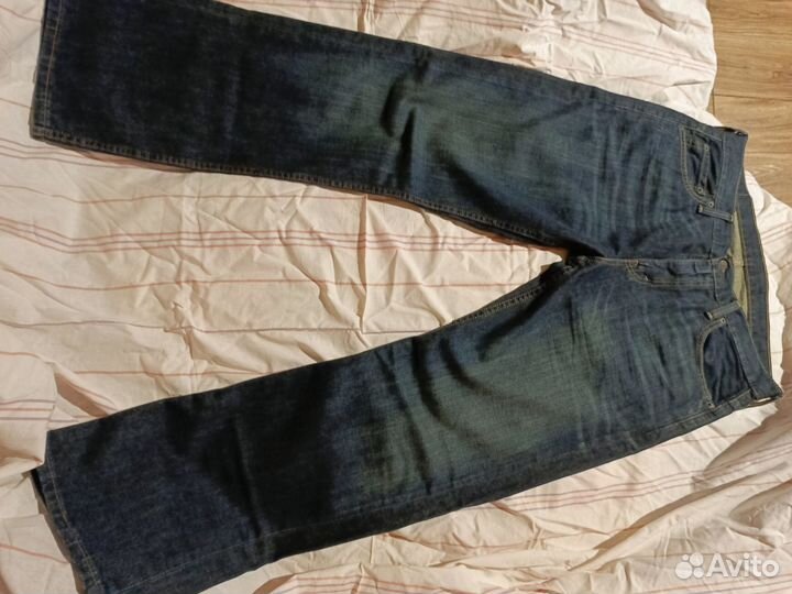 Джинсы levis 569
