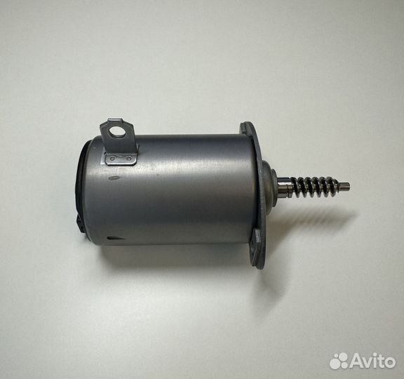 Сервопривод Valvetronic 11377548388 BMW N52