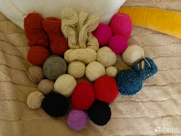 Остатки пряжи ниток для вязания пакетом
