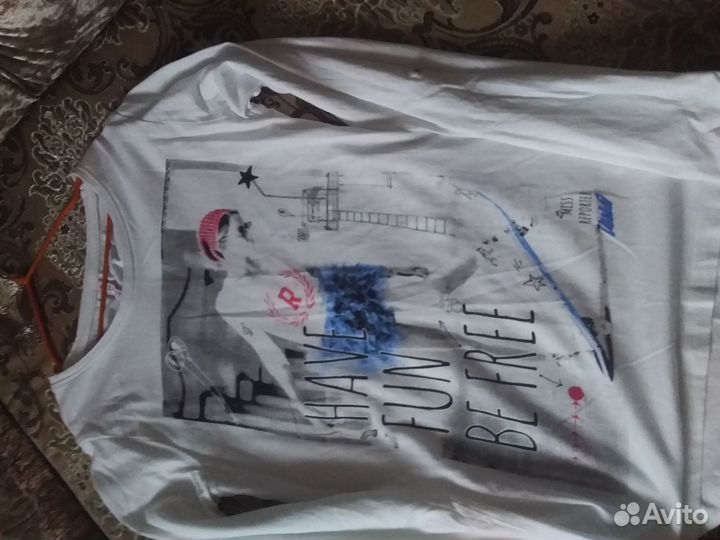 Футболка новая с длинным рукавом