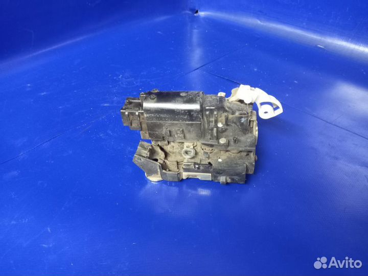 Замок двери задней левой Largus 1 Logan 1