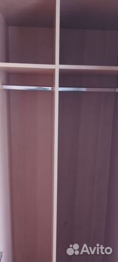 Шкаф