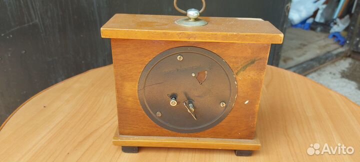 Старые вещи.Б/У. Часы 