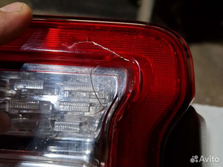 Задний правый фонарь Jeep Wrangler