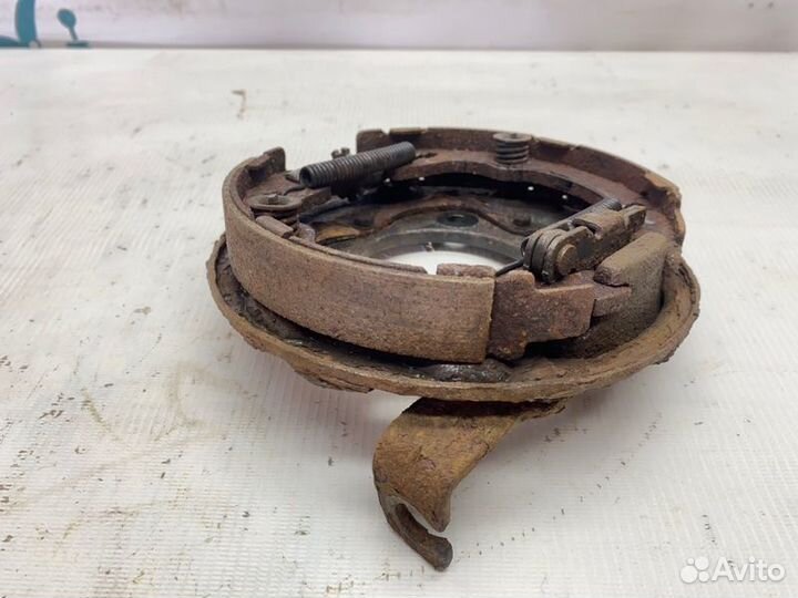 Механизм ручного тормоза задний правый Kia Ceed