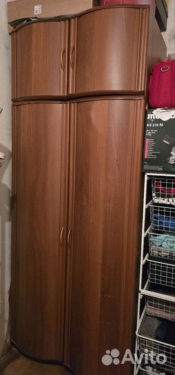 Шкафы и стенки бу