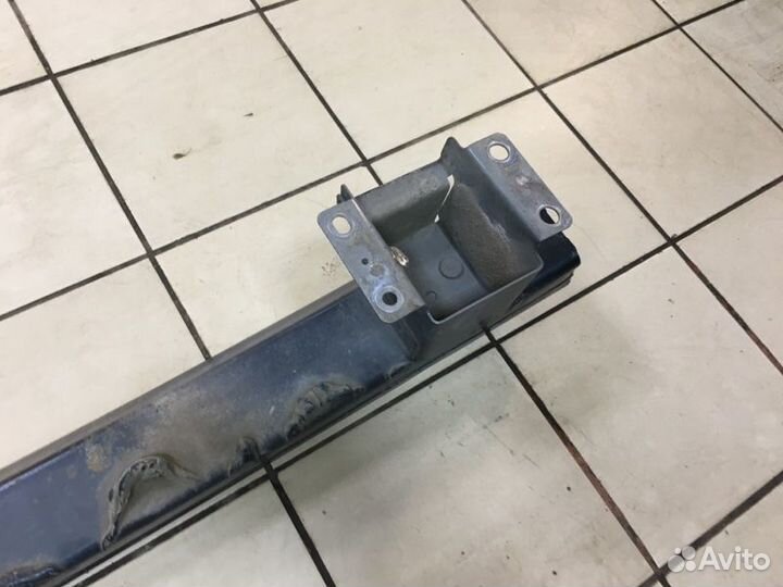 Усилитель бампера задний Nissan Almera Classic B10