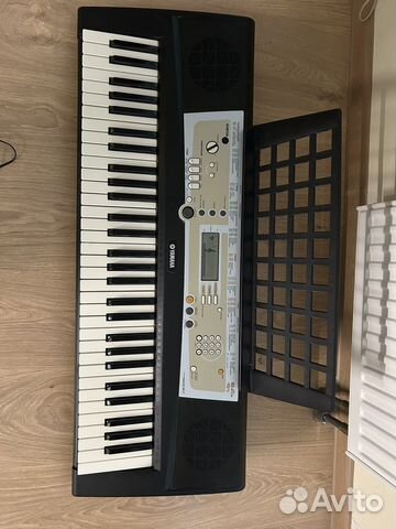Синтезатор yamaha psr r200