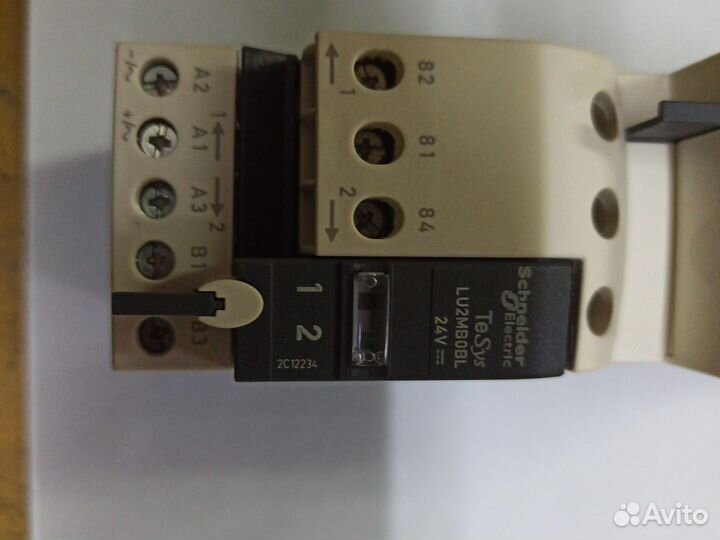 Schneider Electric LU2B12BL