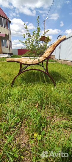 Скамейка шезлонг