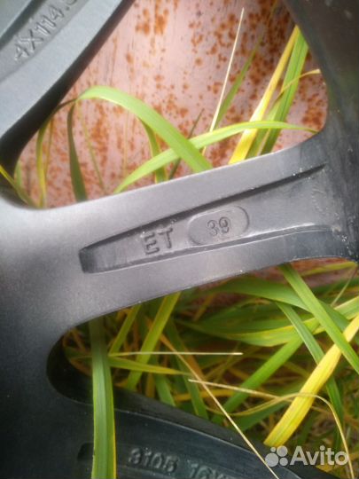 Комплект шин дисков