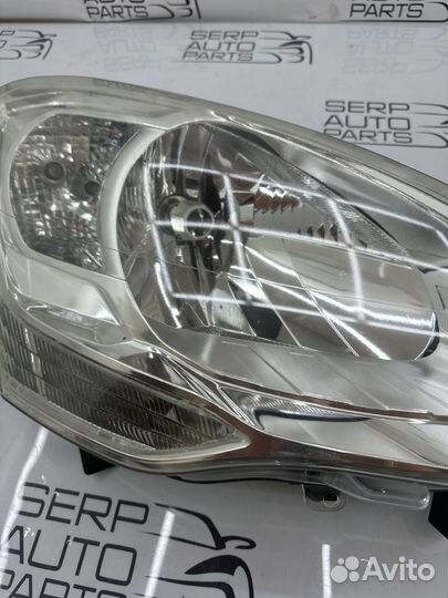 Фара, Citroen Berlingo 2009