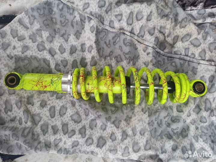 Амортизатор на мотоцикл