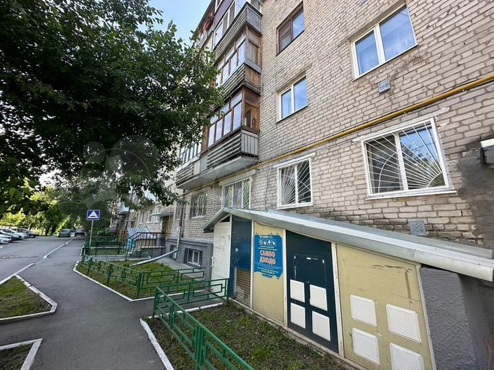 3-к. квартира, 51,5 м², 2/5 эт.