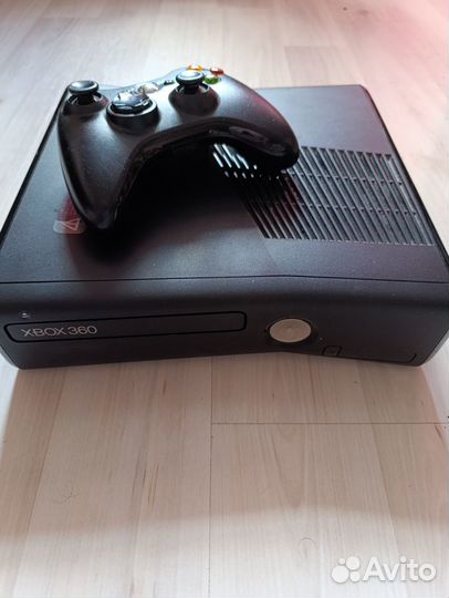 Xbox 360S freeboot 250gb+50 игр