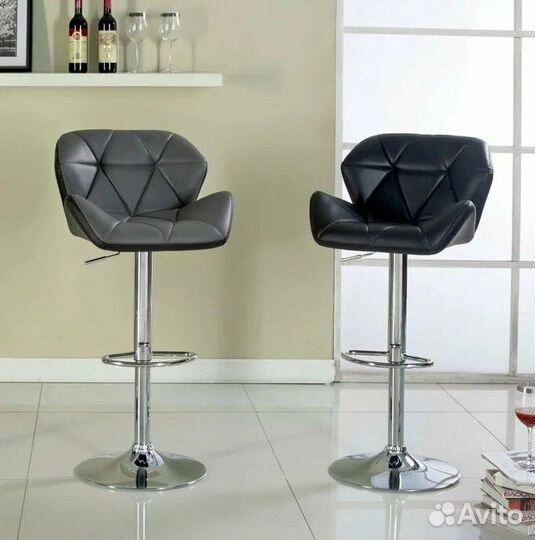 Стул для мастера педикюра, косметолога