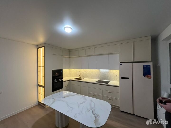 Кухни под заказ w-8656