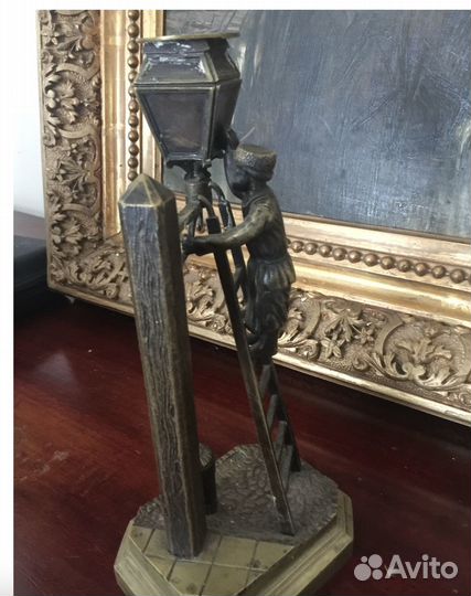 Старинный подсвечник 