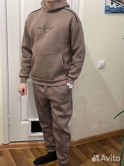 Тёплый спортивный костюм