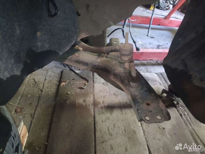 Daewoo nexia - Рычаг передний правый