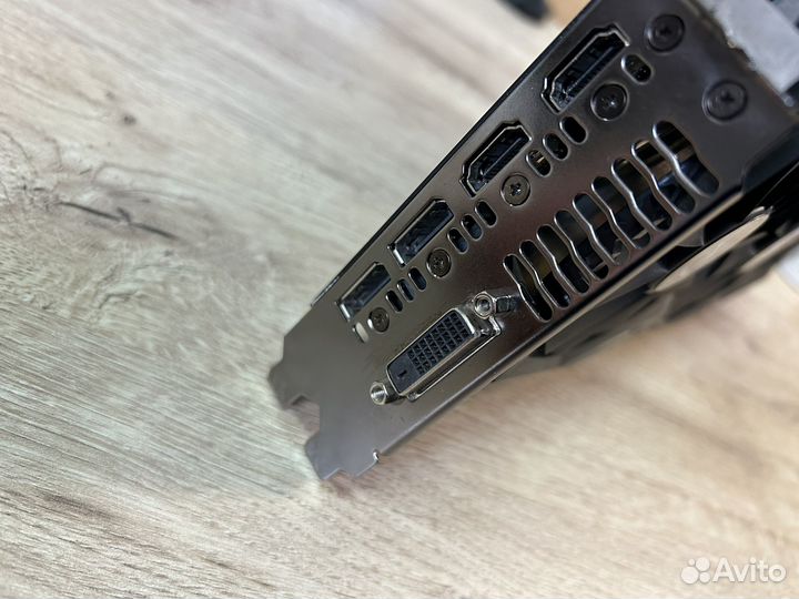 Adus strix RX 480 8gb