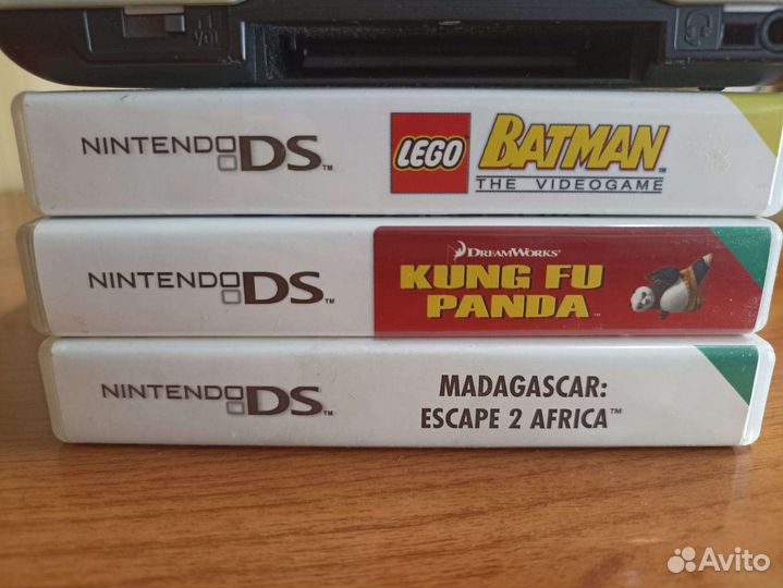 Портативная приставка Nintendo