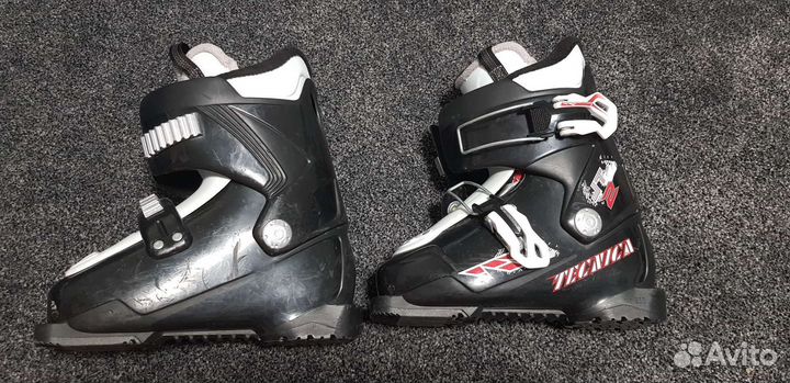 Горнолыжные ботинки детские 31-33 размер