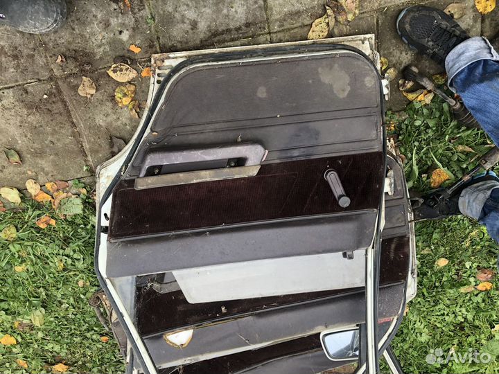 Дверь задняя правая Toyota corona AT150