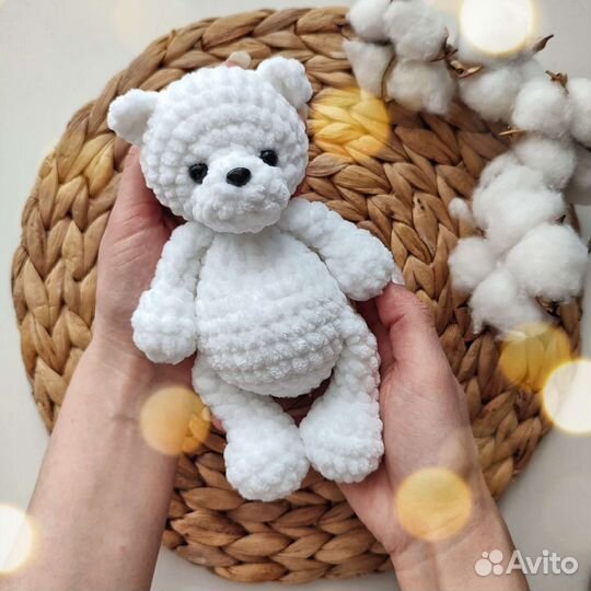 Вязаная игрушка мишка Тишка