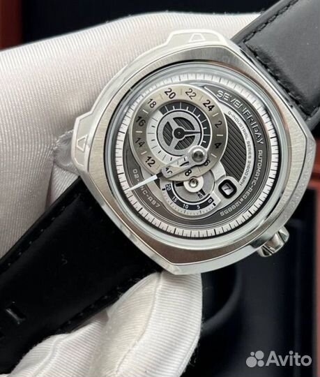 Мужские часы sevenfriday Q1/01