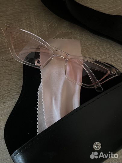 Розовые очки