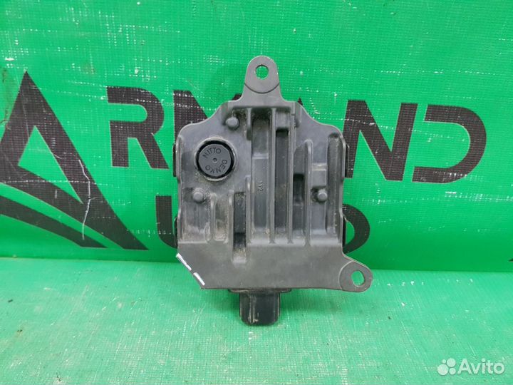 Датчик слепых зон задний правый Toyota Camry V70