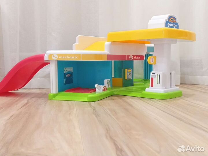 Игрушечная парковка