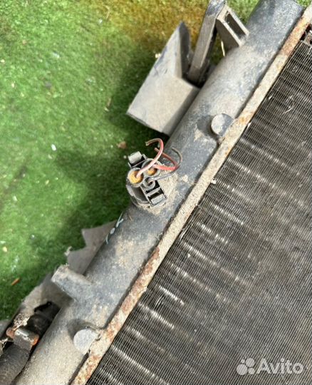 Радиатор (основной) Volkswagen Transporter 2.5