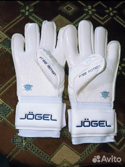 Вратарские перчатки jogel