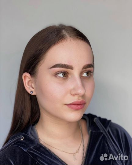 Модель брови