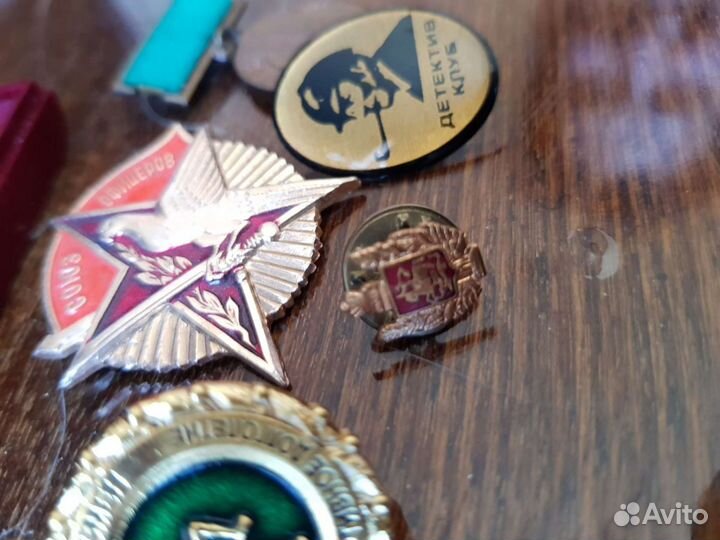 Знаки отличия и ордена медали