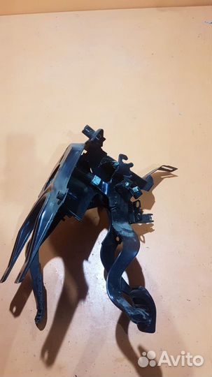 Педаль на Chery Amulet